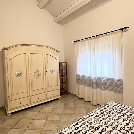 Appartamento Il Caracolo A Cala Francese La Maddalena  Exterior photo
